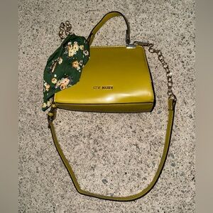 Green Steve Madden bag
